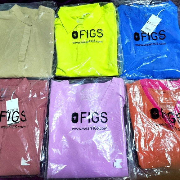 Figs Scrubs - Picture 2 of 8